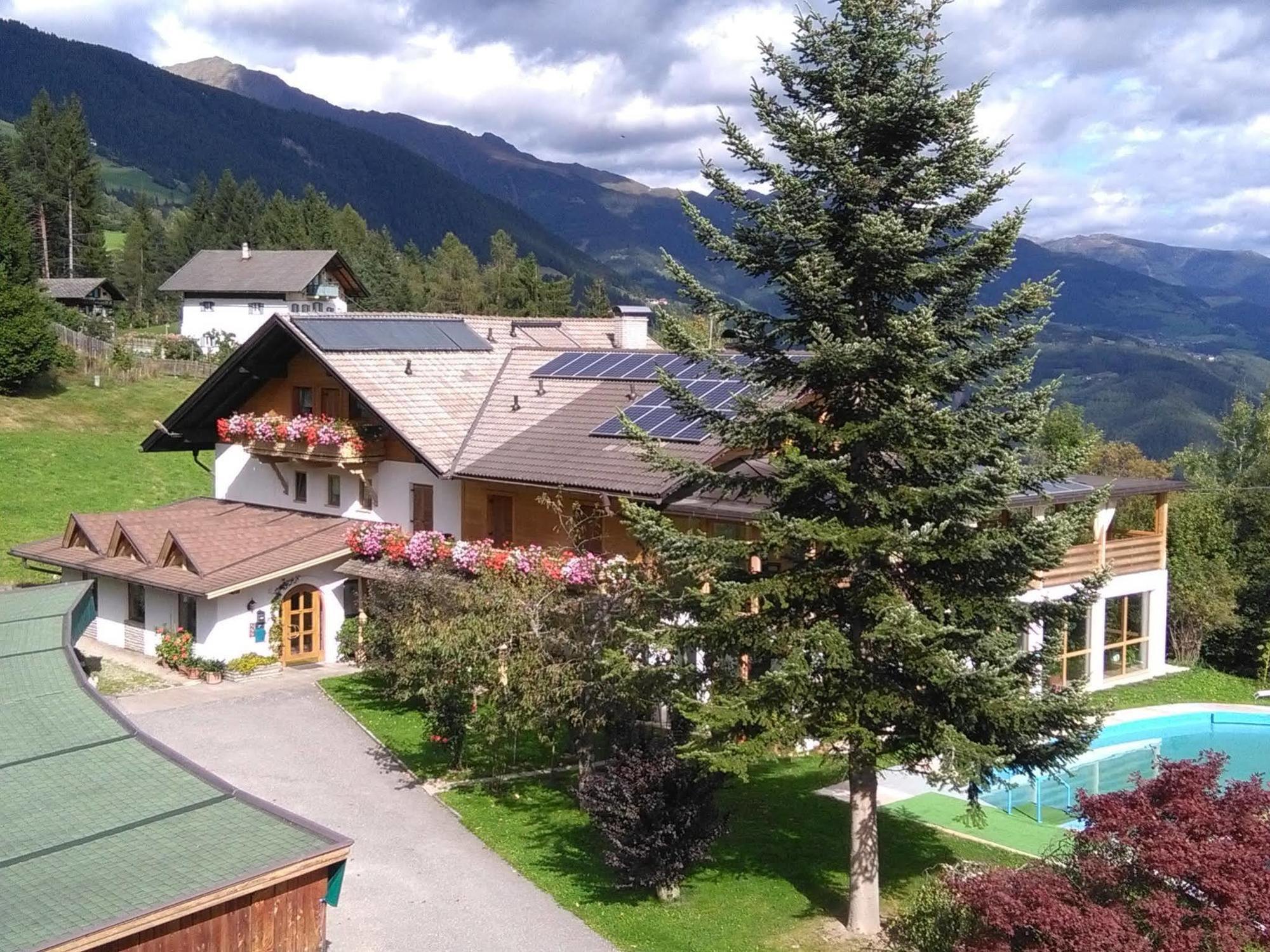 Hotel Fn & Company Meransen Exterior foto